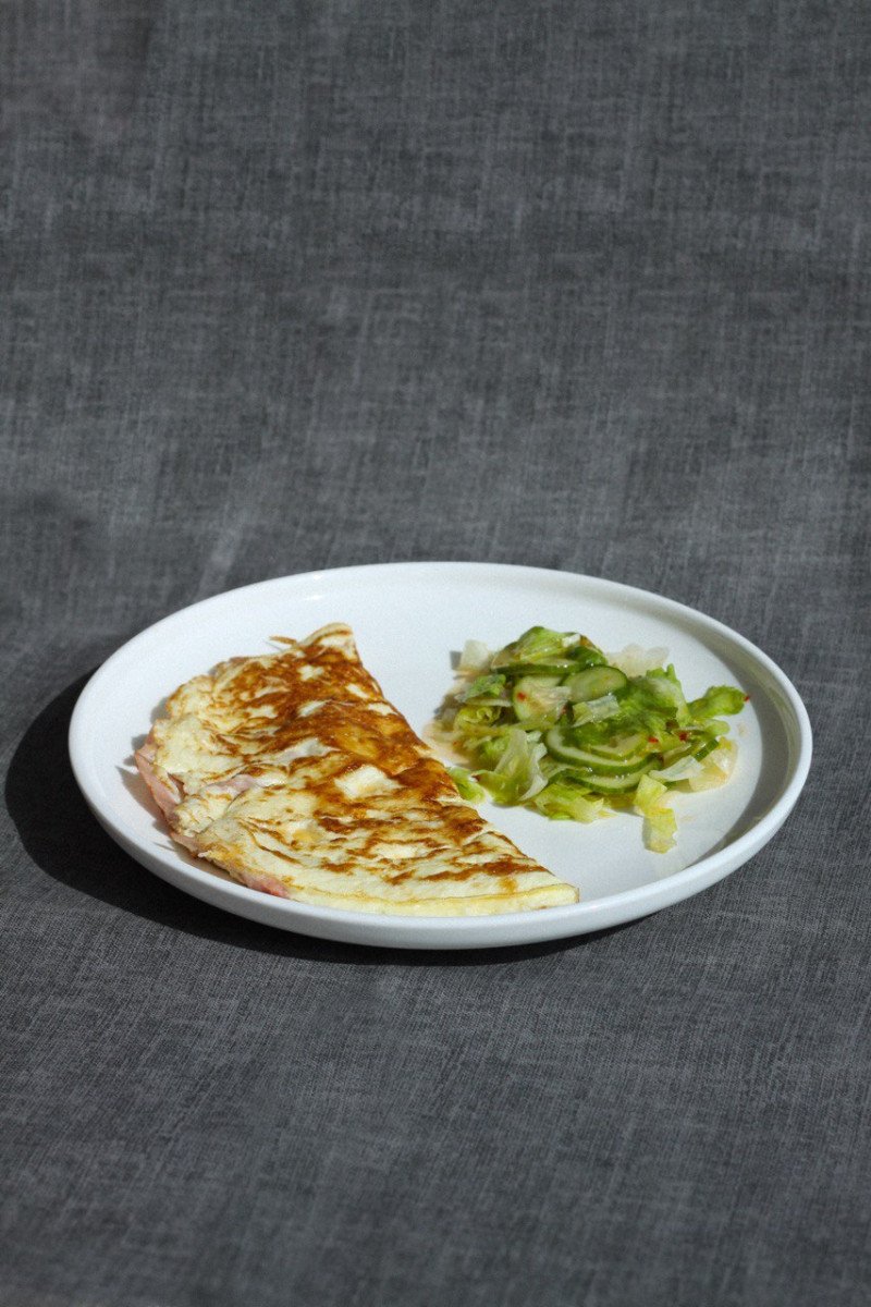 Омлет с морепродукты/салат, 140/60 г