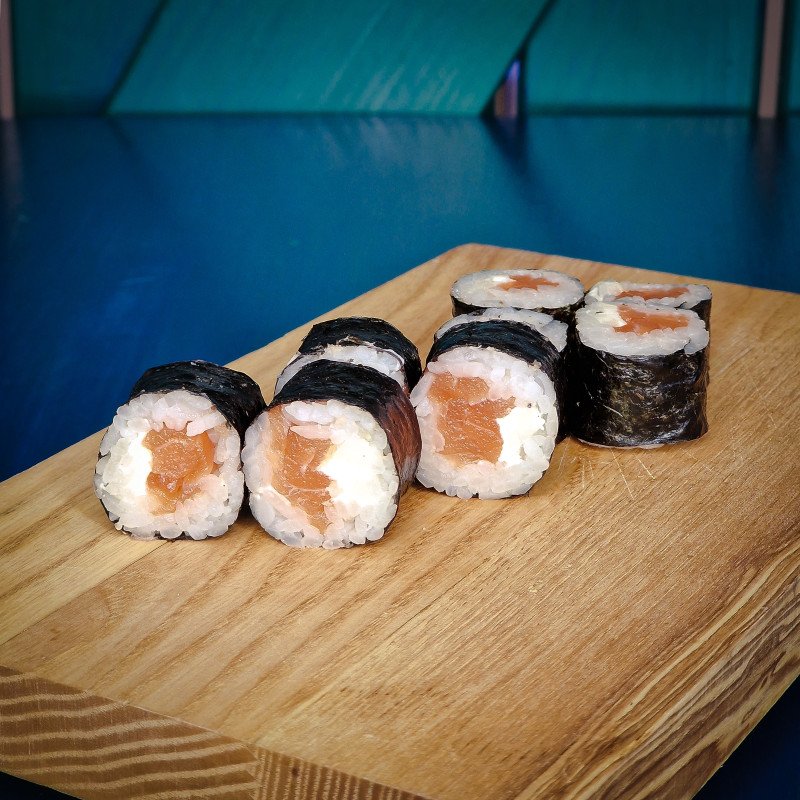 Лосось, мини ролл, 110 г