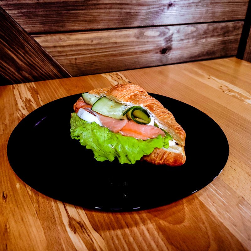 Круассан Лосось, 180 г