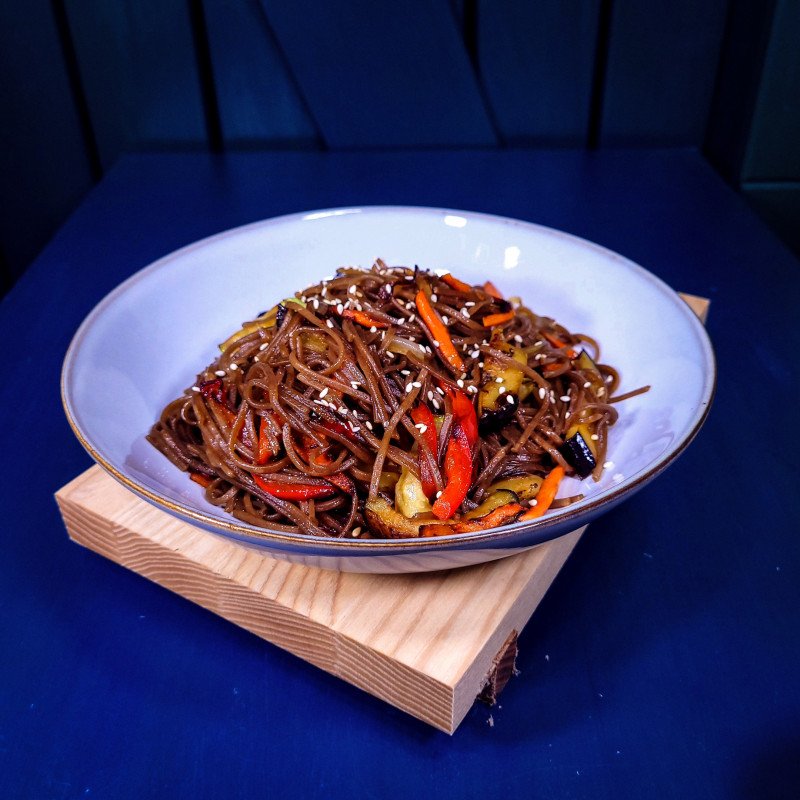 Соба со свининой, 330 г