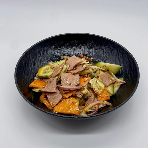 Салат Говядина с овощами