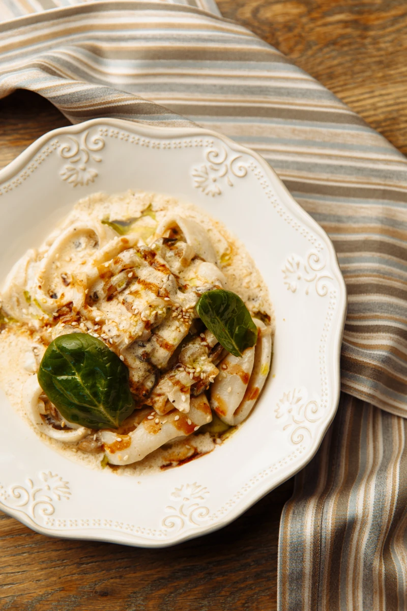 Кальмары -гриль в сливках и  остром соусе терияки