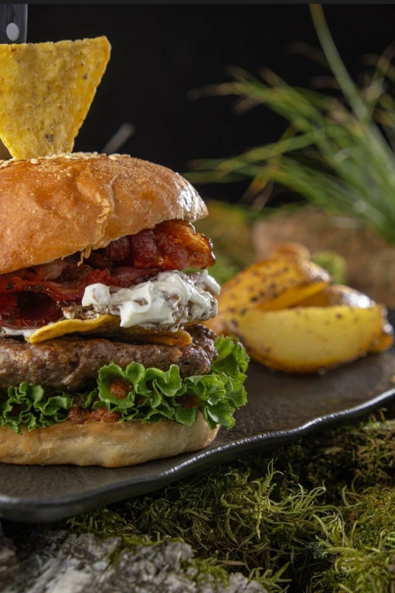 Острый шеф-бургер 