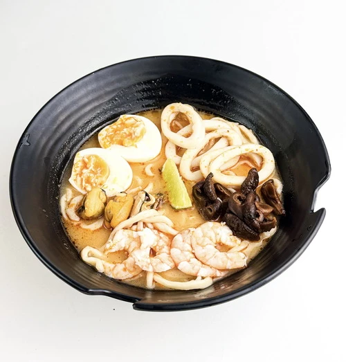 Рамен том ям