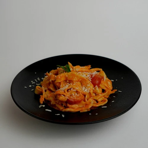 Паста Том ям с курицей