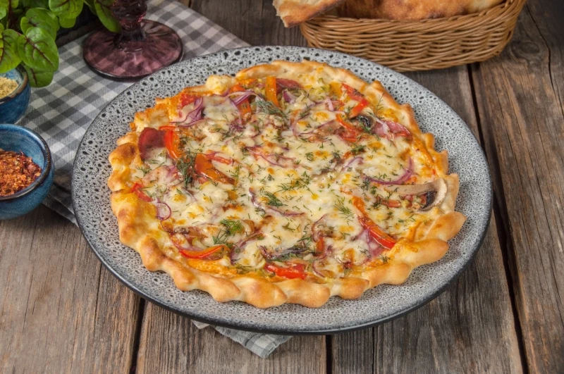 Пицца с курицей и грибами 350гр 