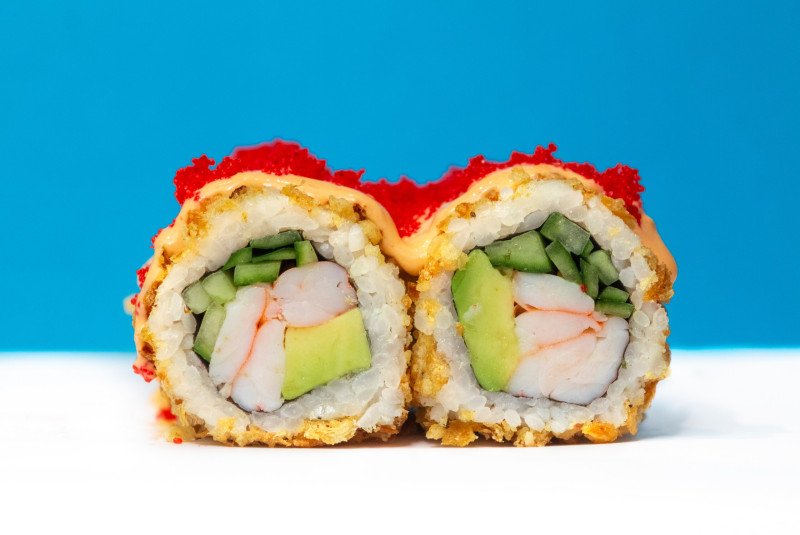 Ролл том-ям с креветкой