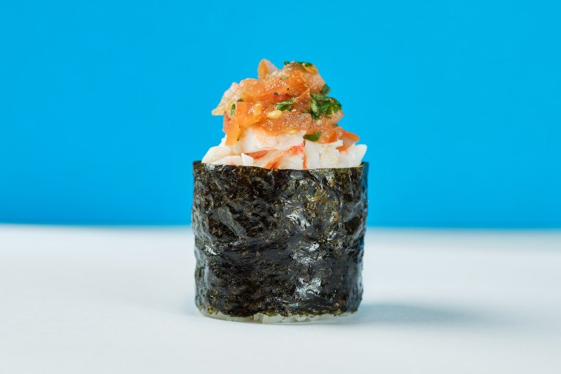 Креветка с томатной сальсой