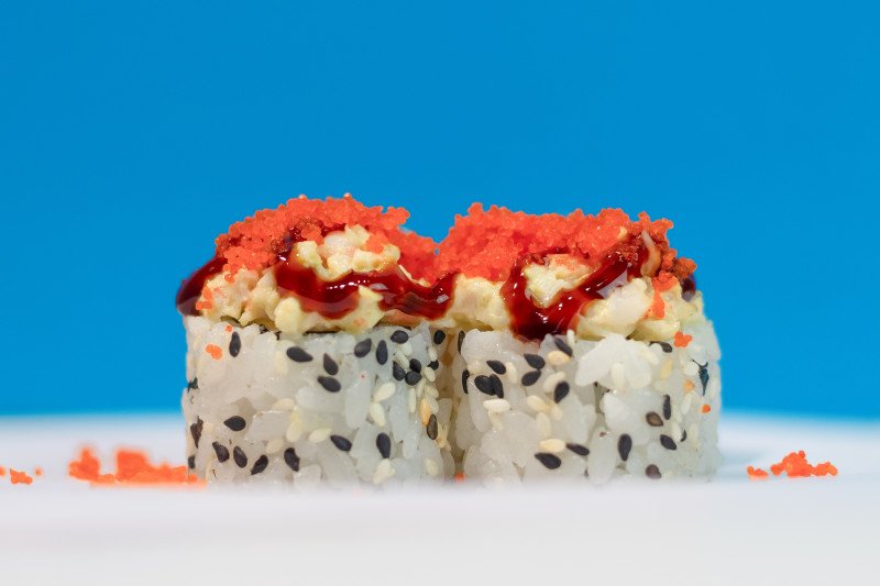 Тартар ролл с халапеньо креветкой