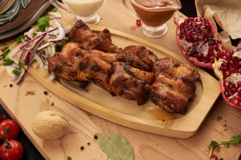 Шашлык из филе куриного бедра