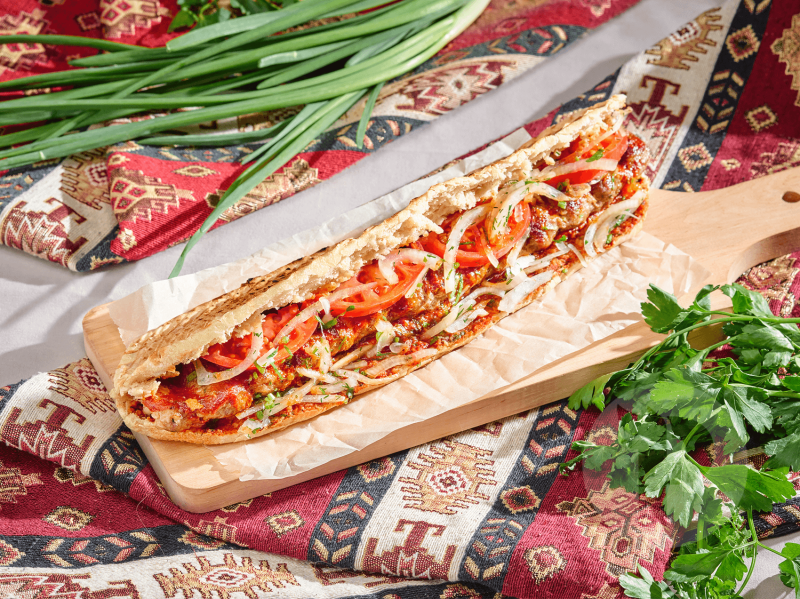 Люля-кебаб баранина в хрустящей булке