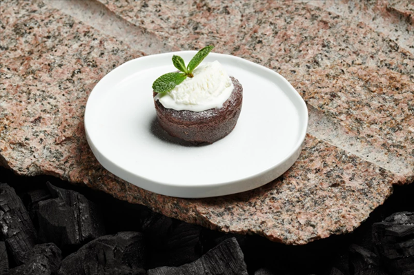 СЧ Шоколадный фондан с мороженым