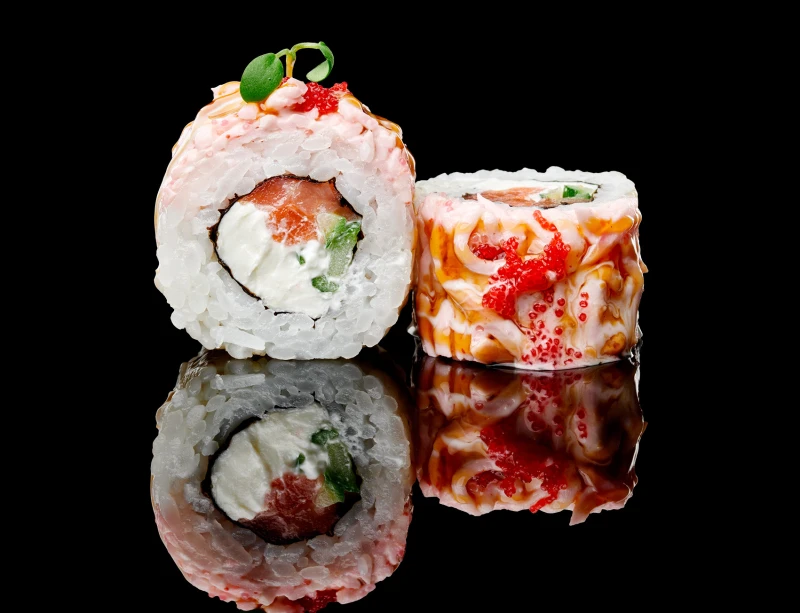 ролл Никкей Момоиро