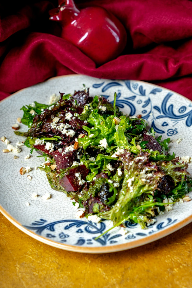 Салат с вяленой свеклой