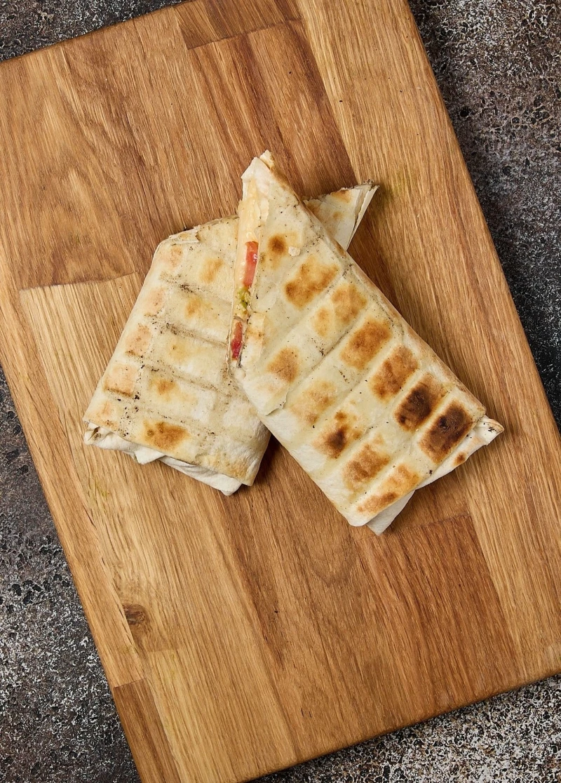 Хачапури с помидором