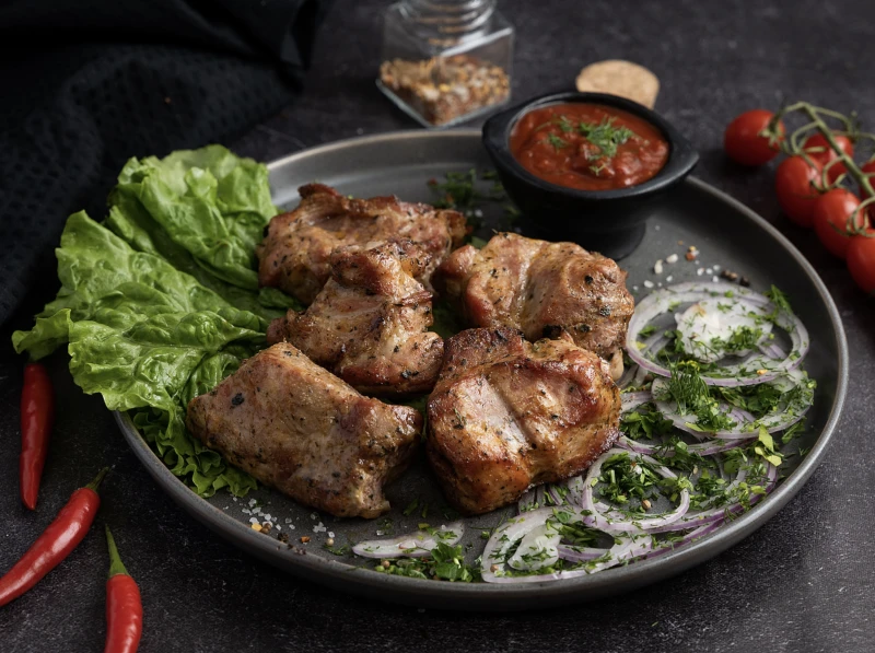 Свиная шея в лаваше