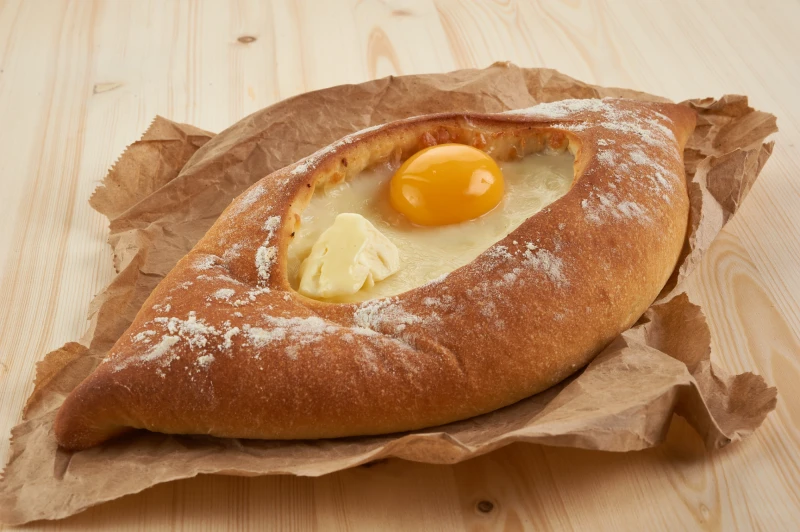 Хачапури по-аджарски 