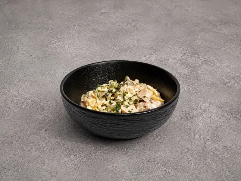 Салат Блинный с копченой курицей