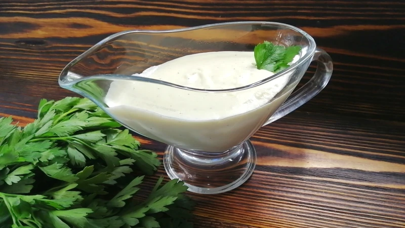 Белый чесночный соус