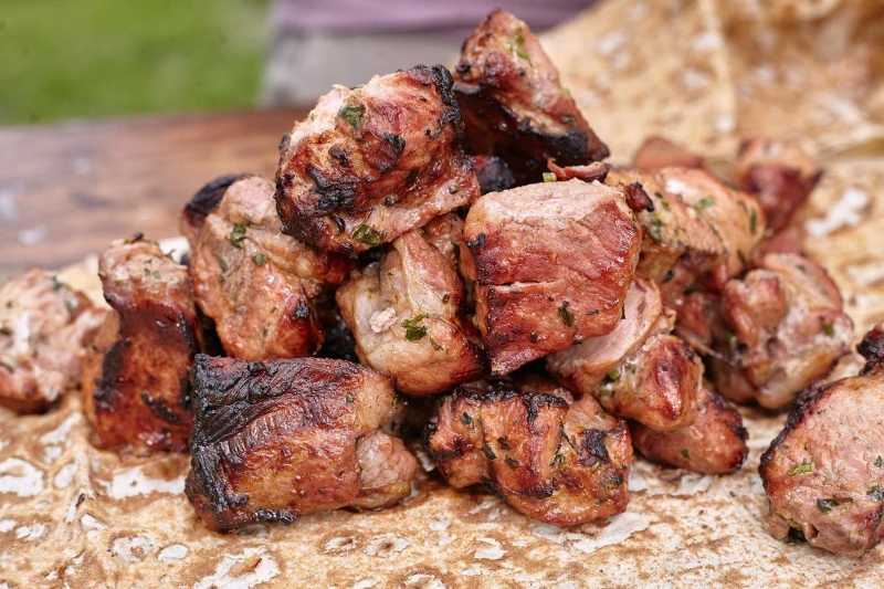 Шашлык из свиной лопатки
