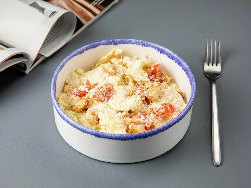 Цезарь с курицей