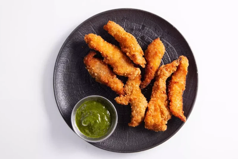 Куриные стрипсы с соусом "Чимичурри"