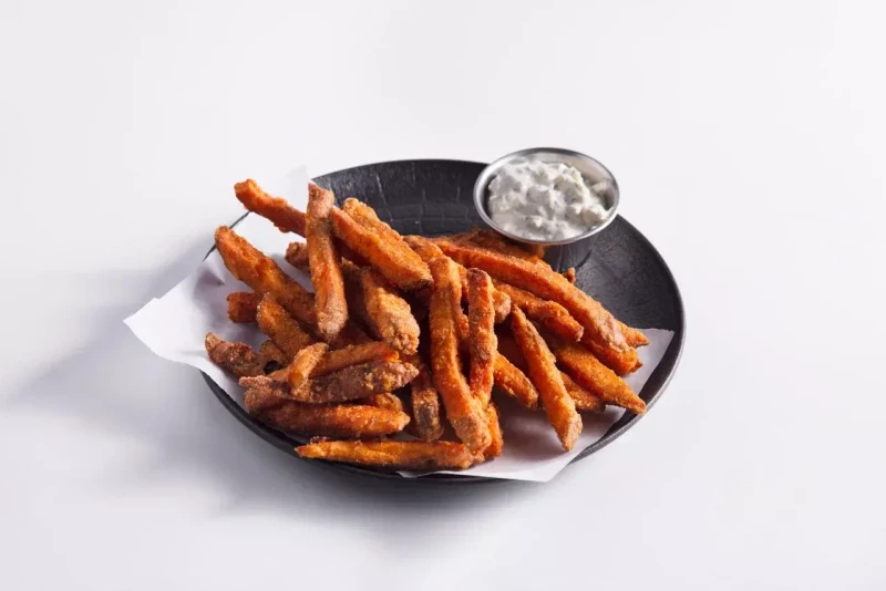 Батат фри с соусом "Тар-тар"