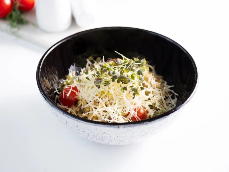 Паста с курицей и грибами