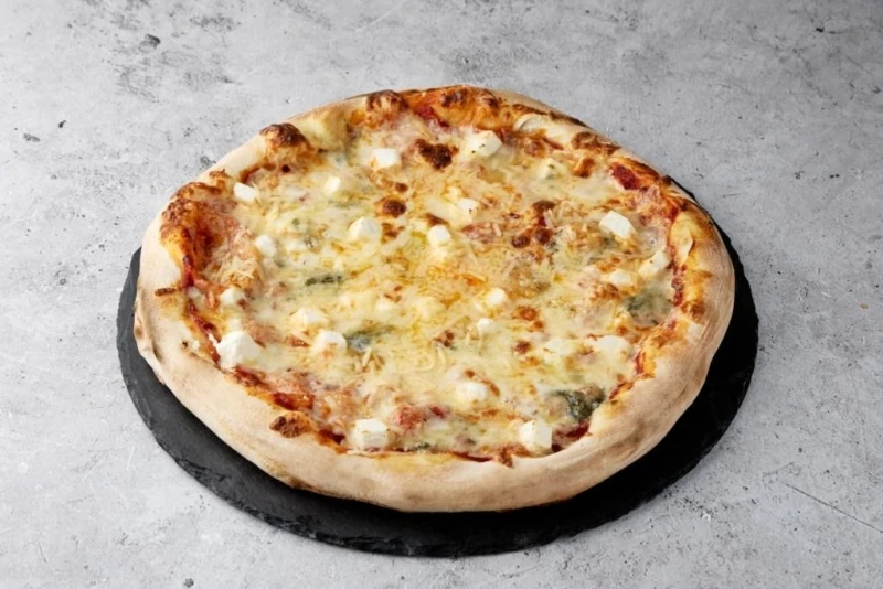 Пицца четыре сыра 470 гр.