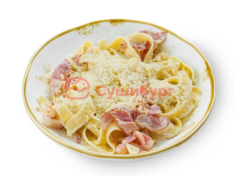 Феттучини с беконом