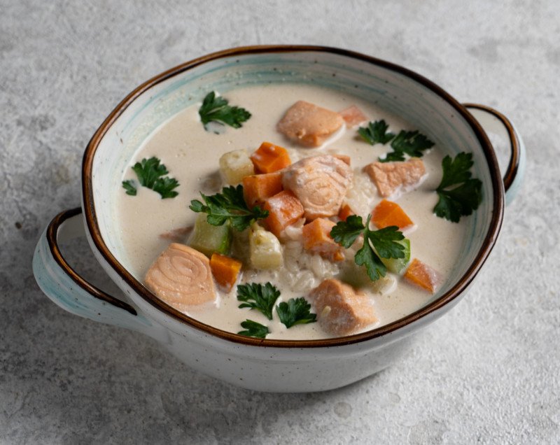 Суп сливочный с лососем 300г*