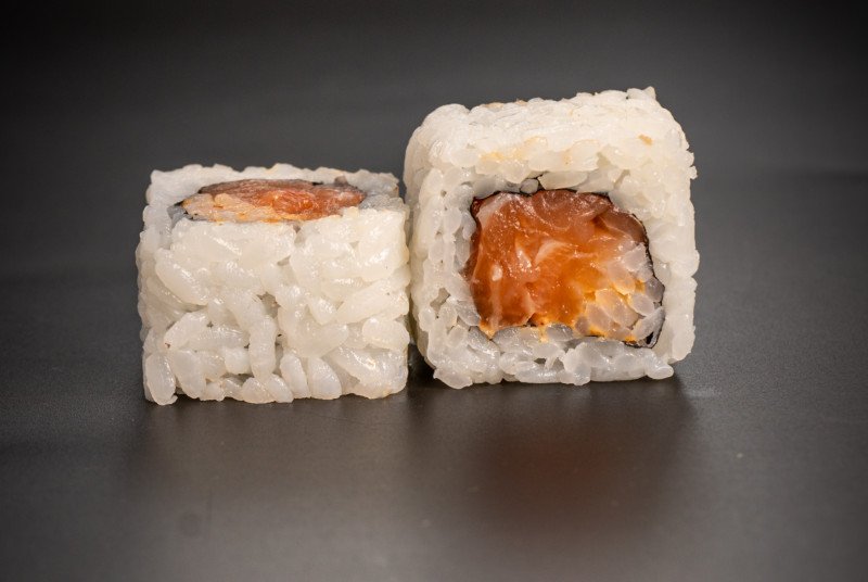 Острый с лососем*