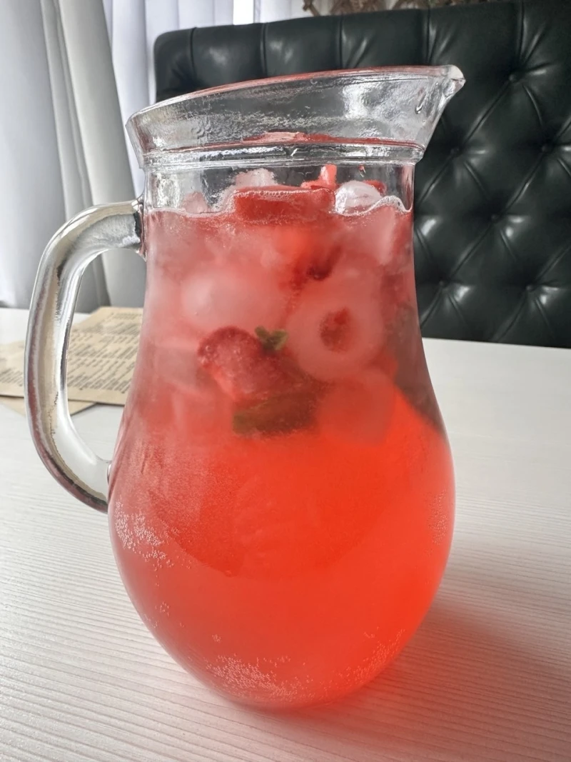 Лимонад Клубничный Мохито