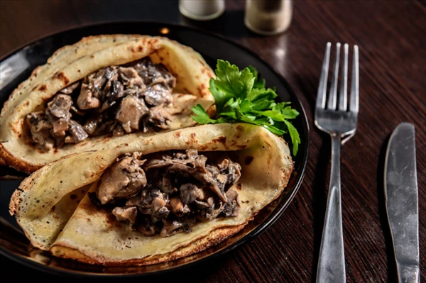 Блины с жюльеном