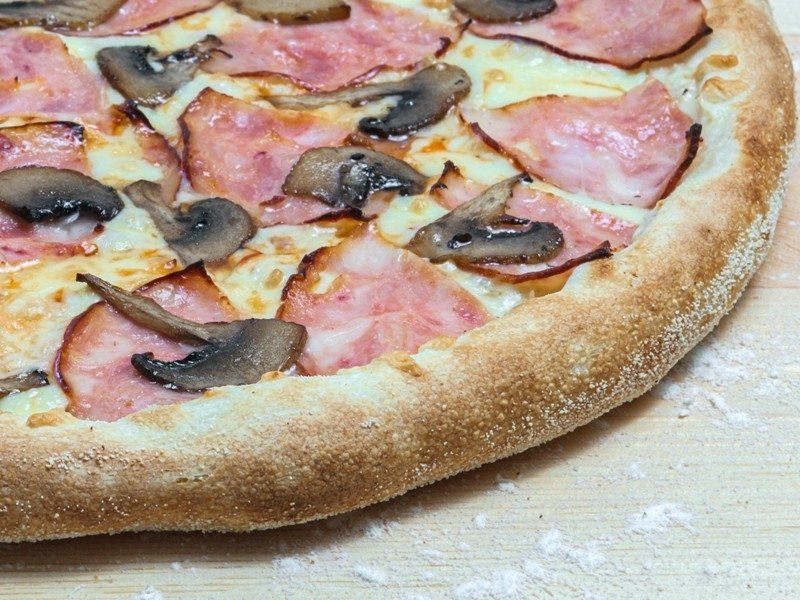 Пицца ветчина грибы