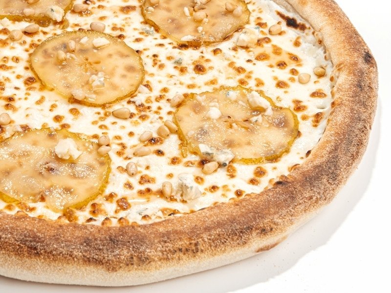 Пицца с грушей и дорблю