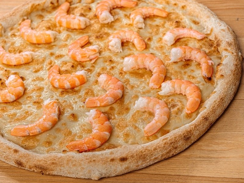 Пицца с креветкой