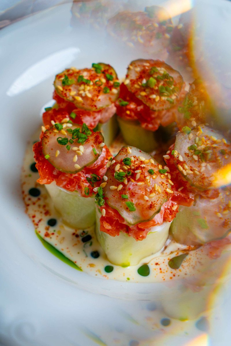 Ролл с лососем