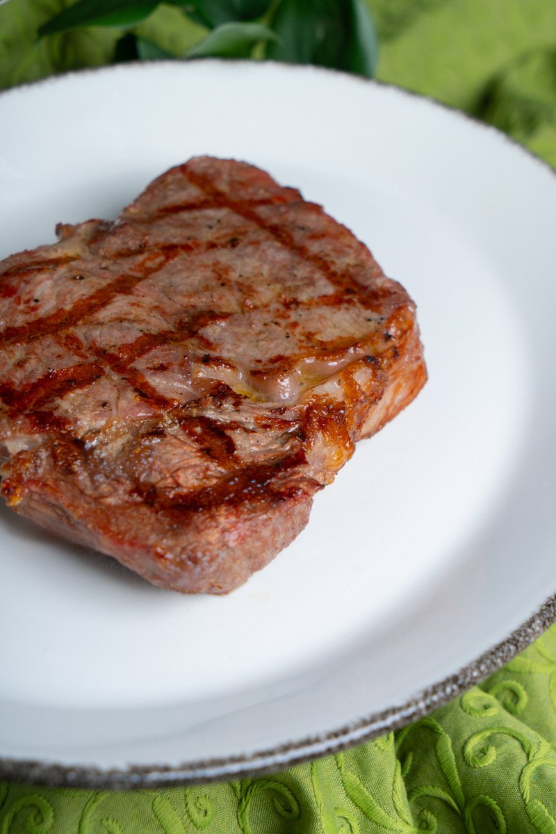 Стейк Рибай