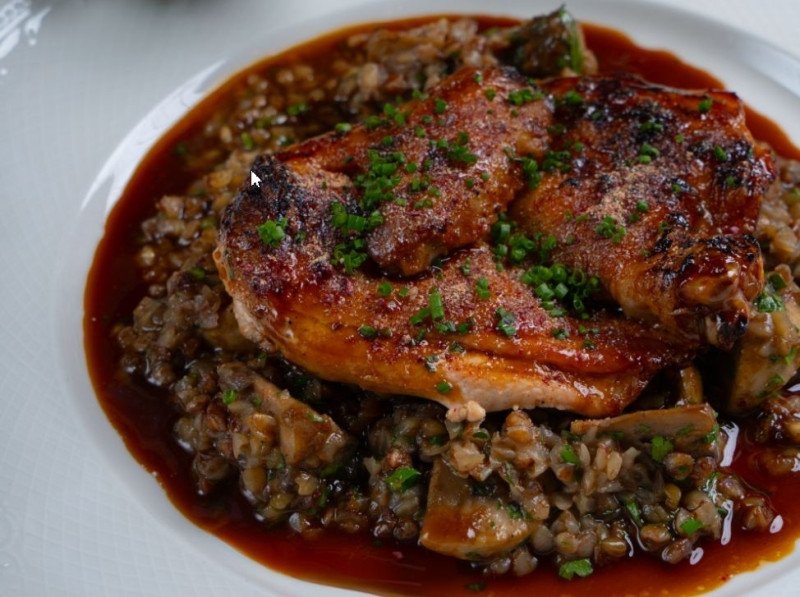 Цыпленок с гречкой и грибами