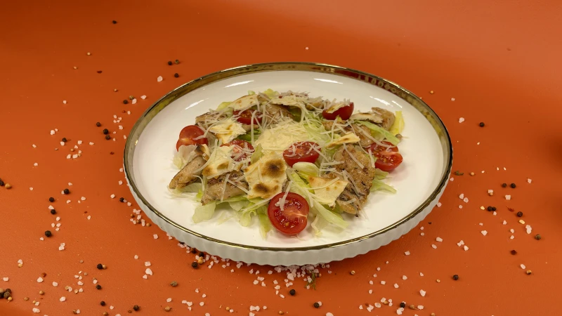 Салат "Цезарь" с курицей