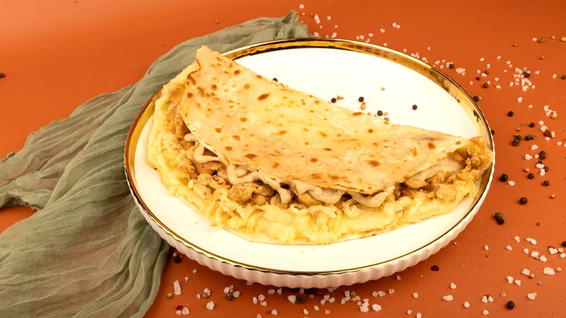 Кыстыбый "Жульен" с курицей и грибами
