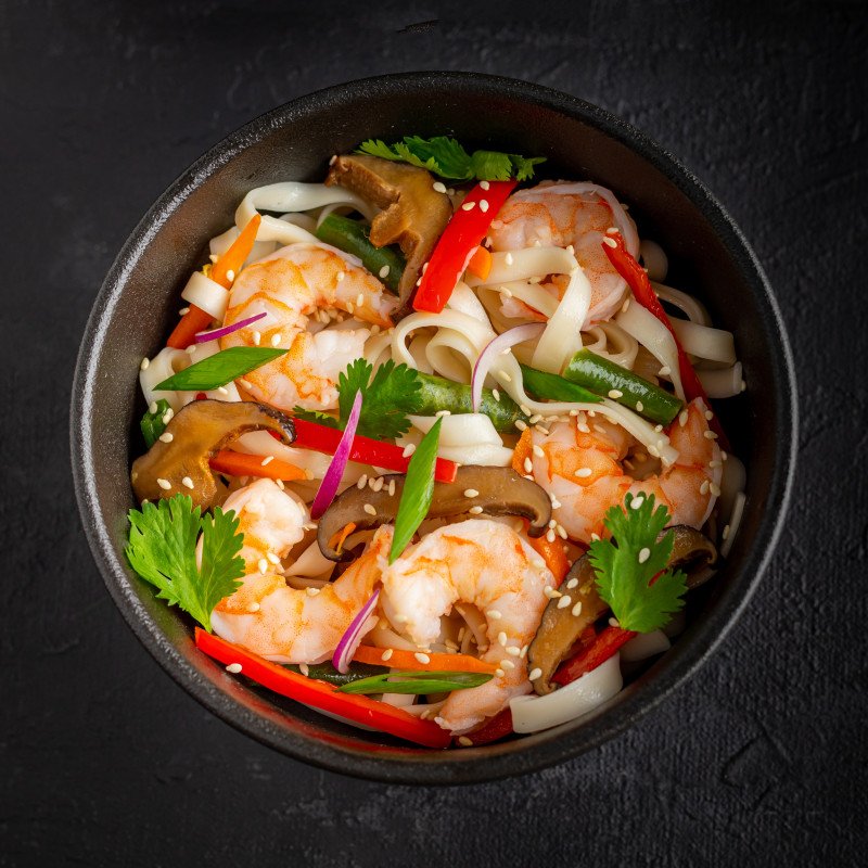 Вок с креветками