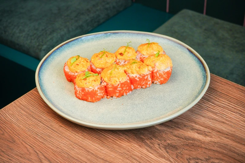 Ролл  Криспи крабс запеченный