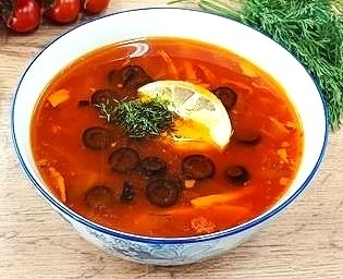 Солянка мясная 
