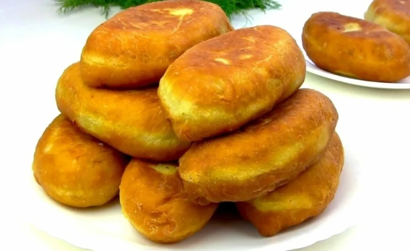 Пирожок жареный с ливером