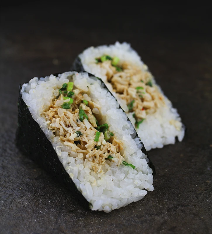 Онигири с курицей
