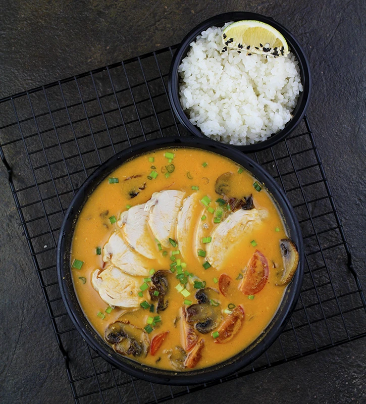 Том Ям с курицей (острый)