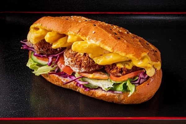 Донер фалафель с соусом амба