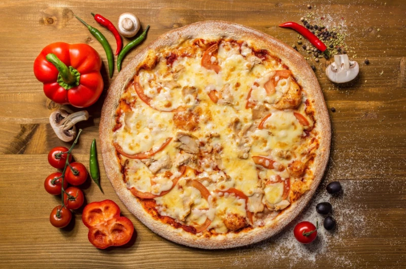 Пицца Сырный Цыпленок 30см